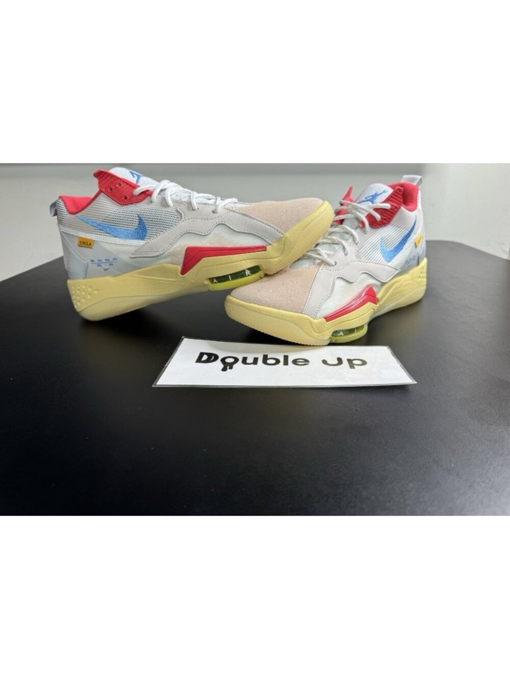 Nike Jordan Zoom 92 Union LA Mens Size 11.5 DA2553-800 Guava Ice Red White